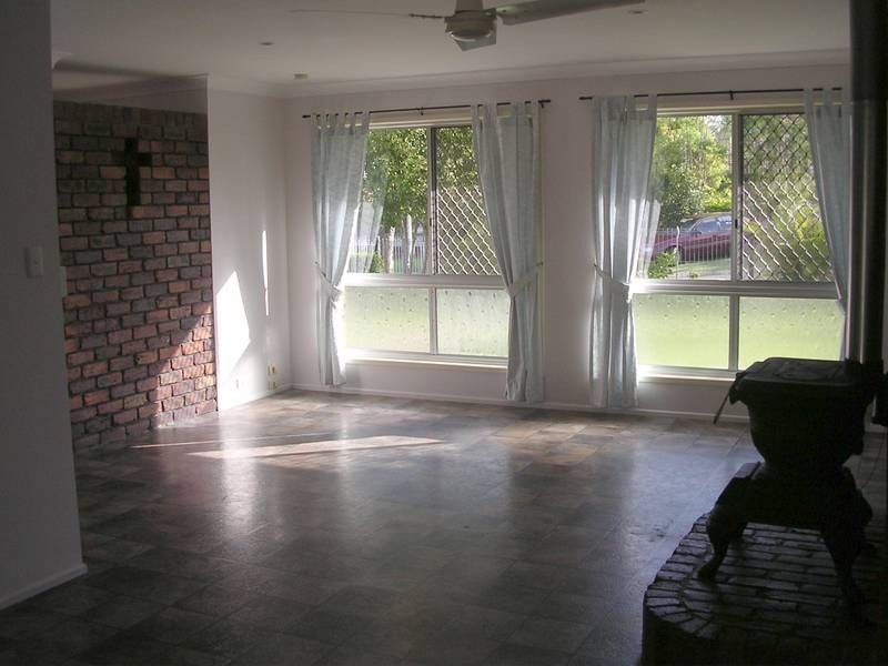32 Dorachus Drive, Regents Park QLD 4118