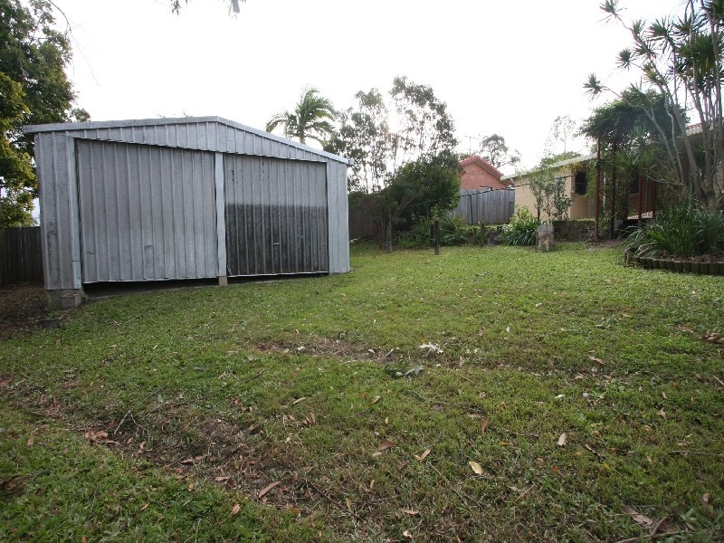 27 Algol Street, Regents Park QLD 4118