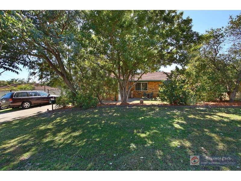 Regents Park QLD 4118