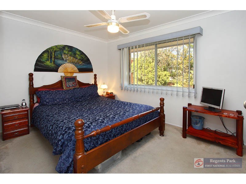 Regents Park QLD 4118