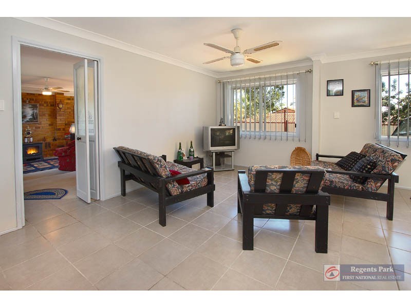 Regents Park QLD 4118