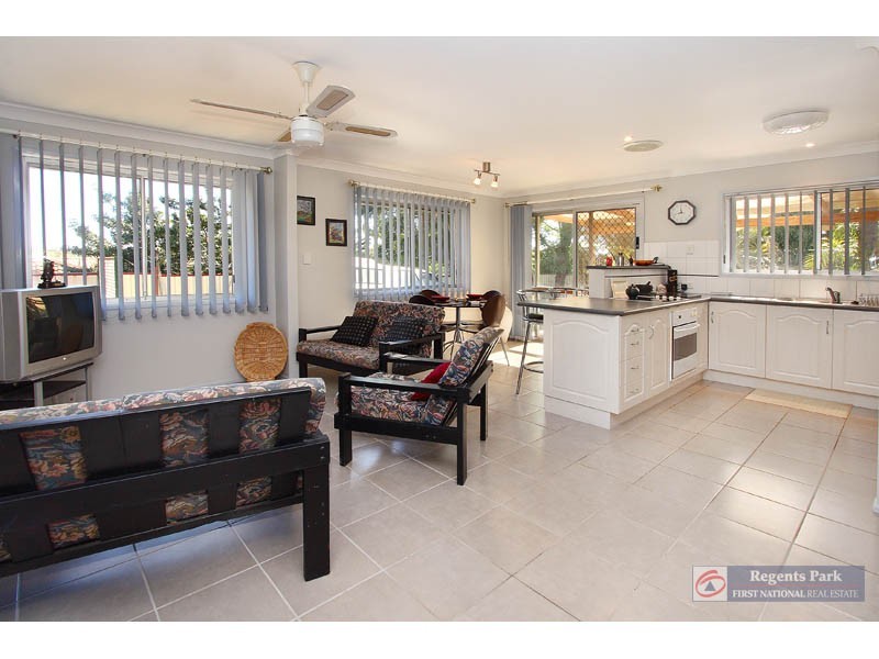 Regents Park QLD 4118