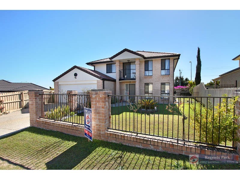 12 Cornell Close, Regents Park QLD 4118