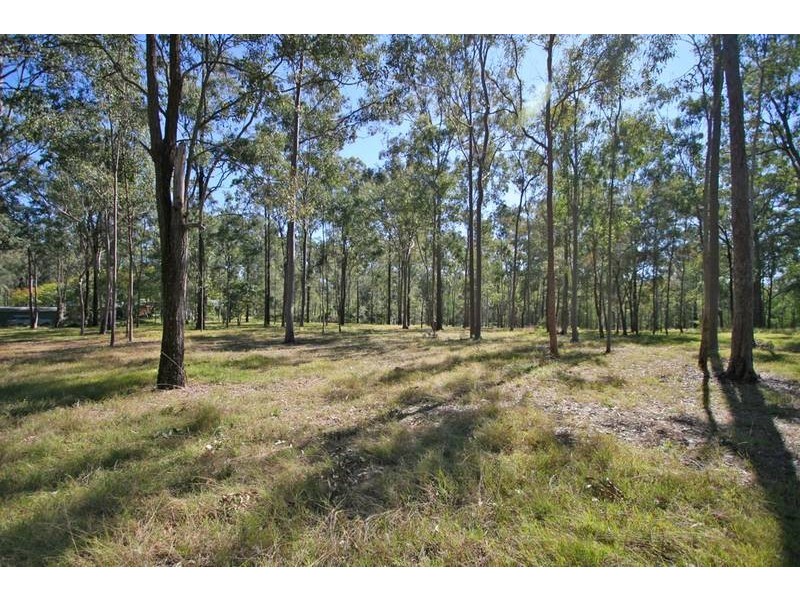 307-319 Stoney Camp Road, Greenbank QLD 4124