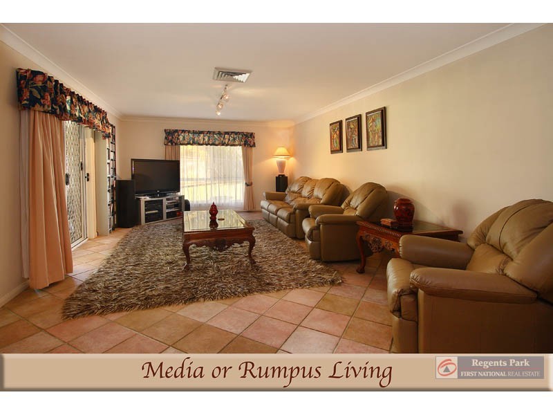 66 Boulia St, Greenbank QLD 4124