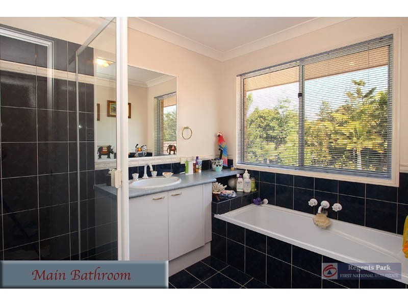 66 Boulia St, Greenbank QLD 4124