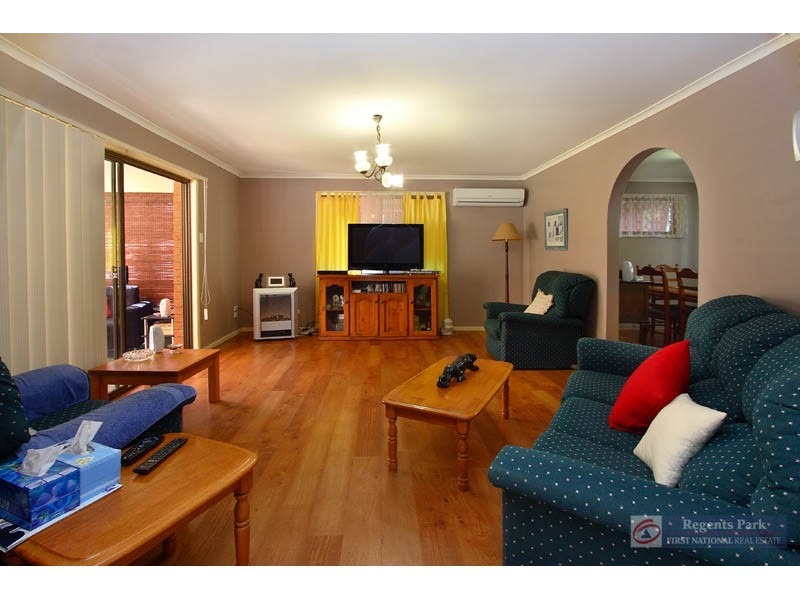 Hillcrest QLD 4118