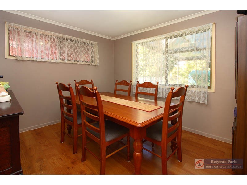 Hillcrest QLD 4118