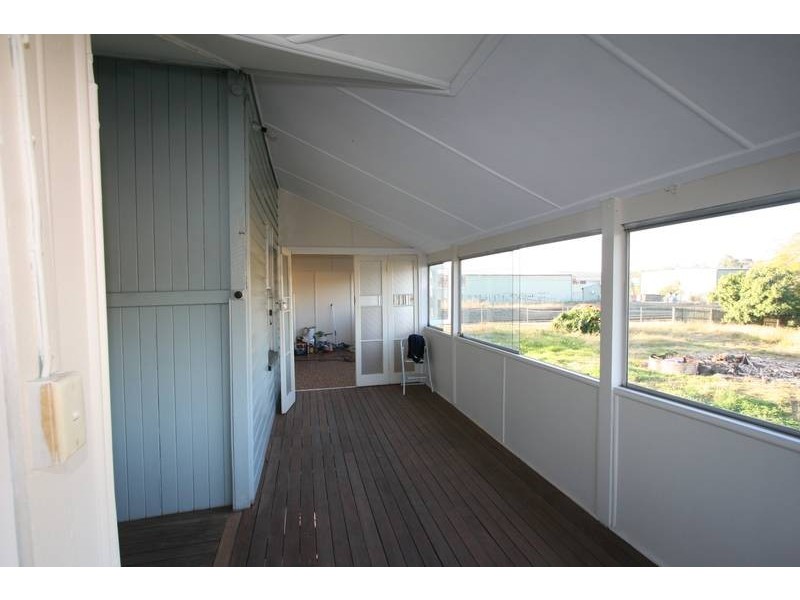 02 BRIDGE STREET, Redbank QLD 4301