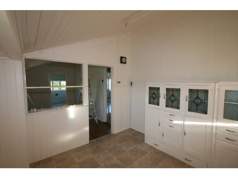 02 BRIDGE STREET, Redbank QLD 4301