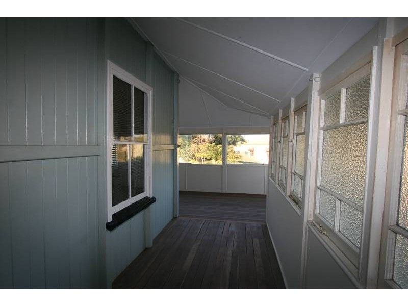 02 BRIDGE STREET, Redbank QLD 4301