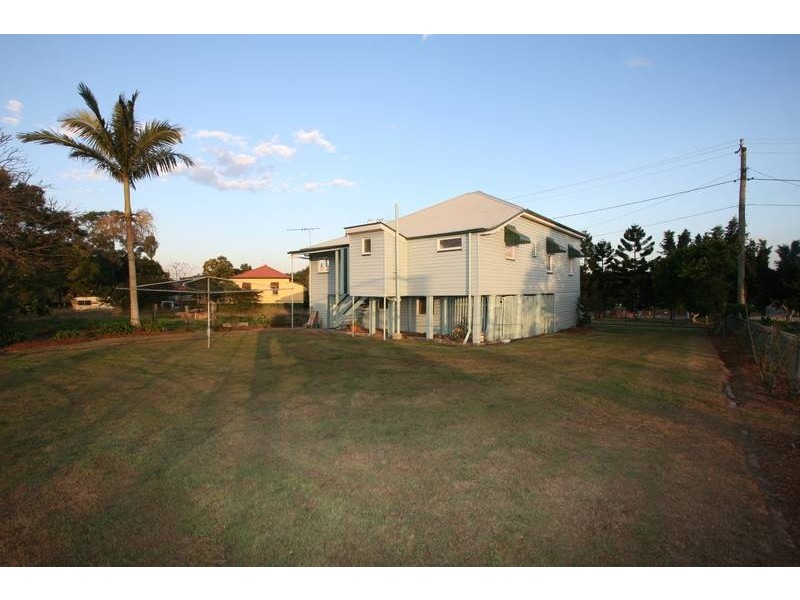 02 BRIDGE STREET, Redbank QLD 4301