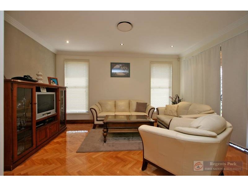 Regents Park QLD 4118