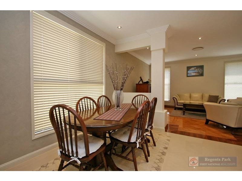 Regents Park QLD 4118