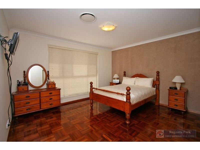 Regents Park QLD 4118