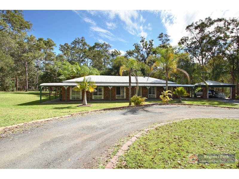 40 Arlington Ct, Munruben QLD 4125