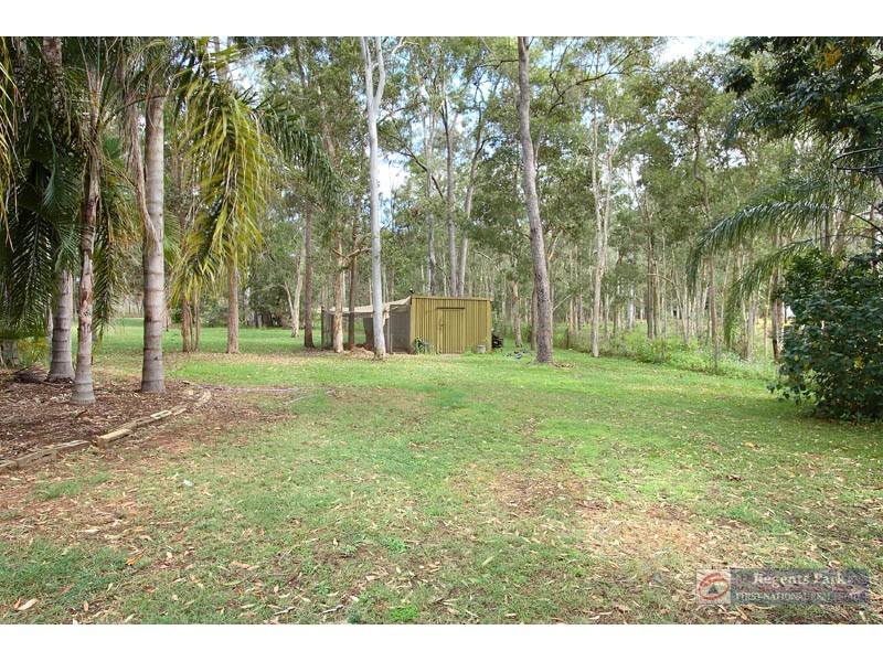 40 Arlington Ct, Munruben QLD 4125