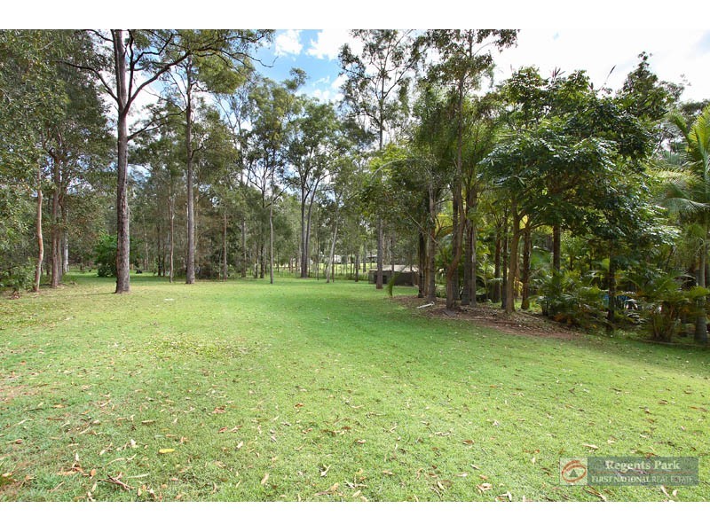 40 Arlington Ct, Munruben QLD 4125