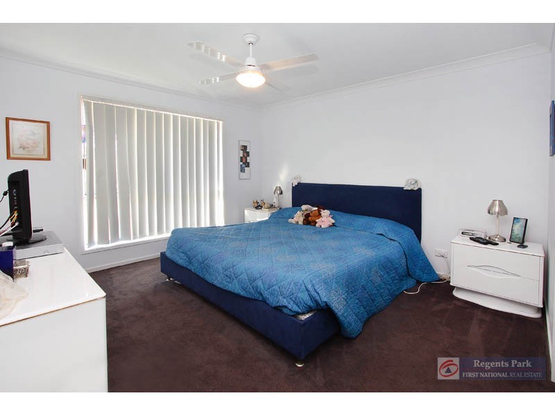 7 Tahlee Ct, Regents Park QLD 4118