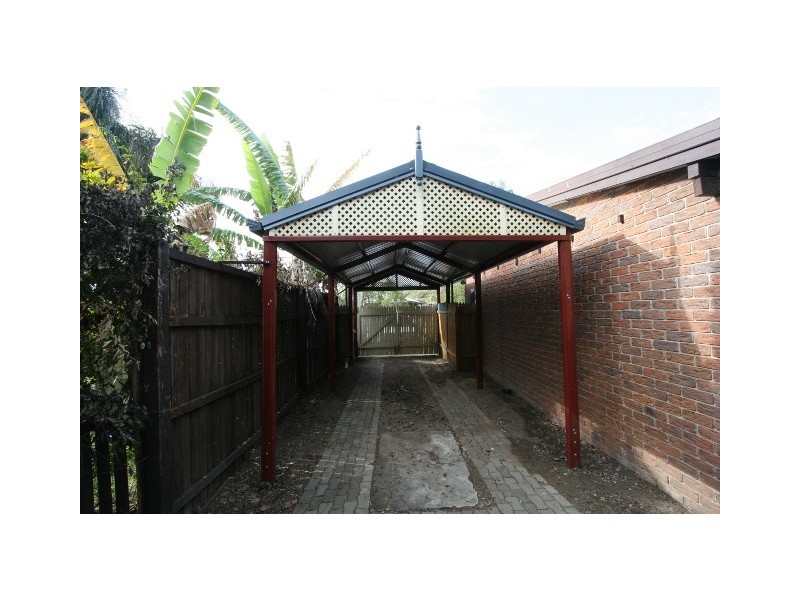 4 Oakdale Street, Browns Plains QLD 4118