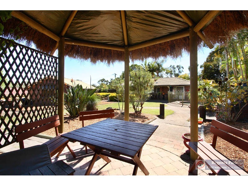 Regents Park QLD 4118