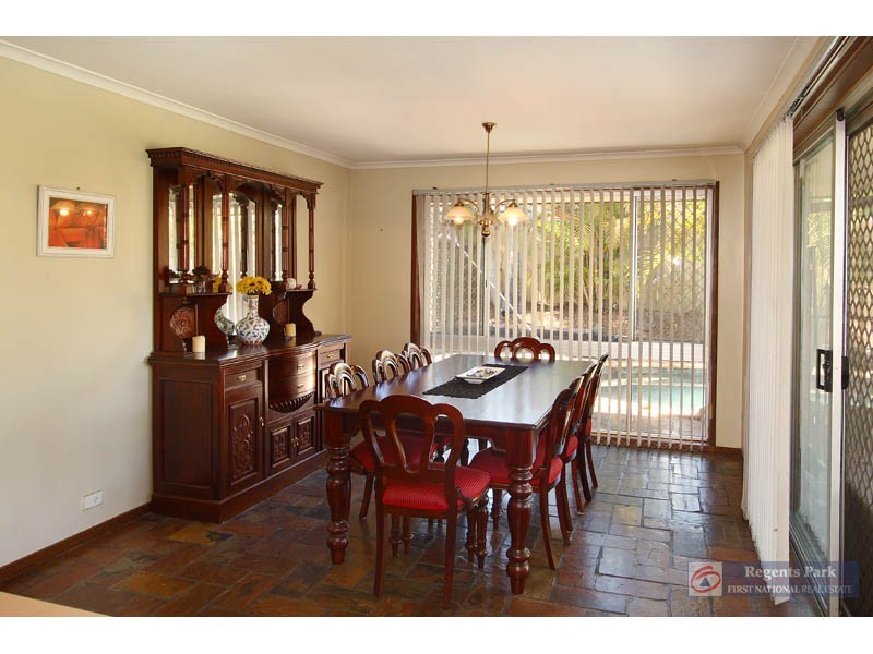 Regents Park QLD 4118