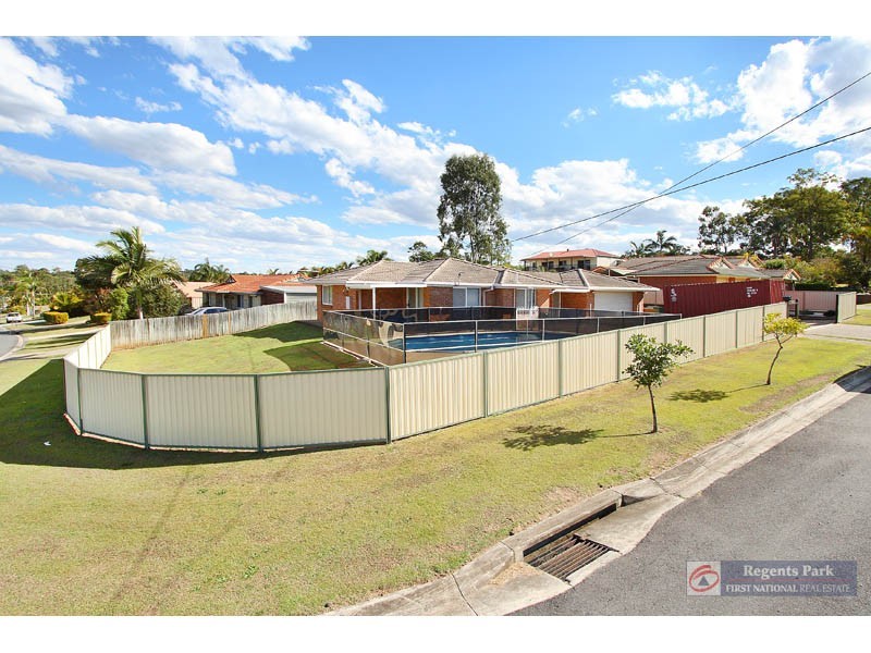 2 Iberis Court, Regents Park QLD 4118
