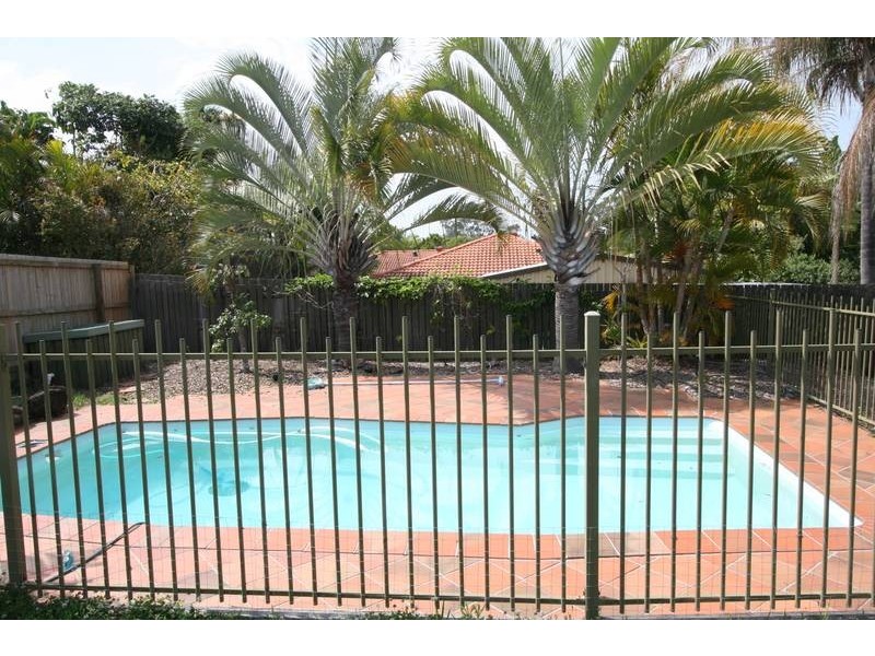 03 Virosa Court, Regents Park QLD 4118