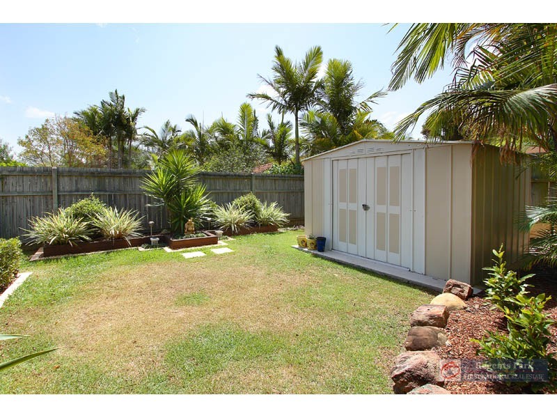 08 Conferta Place, Regents Park QLD 4118