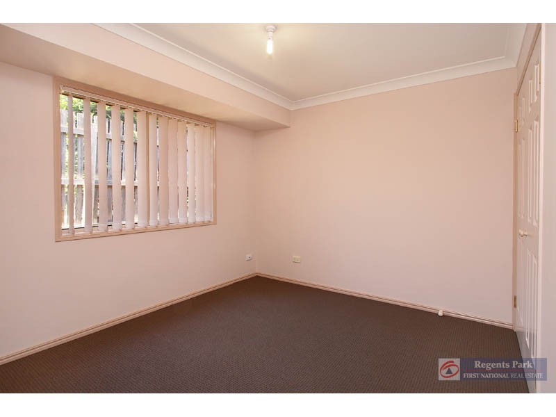 101 Lamberth Road, Regents Park QLD 4118