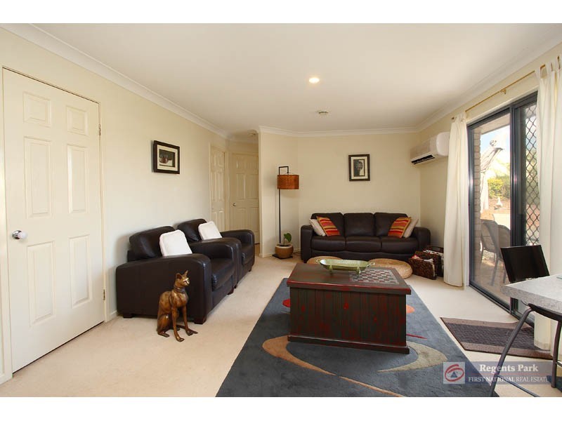 12 Hedera Street, Regents Park QLD 4118