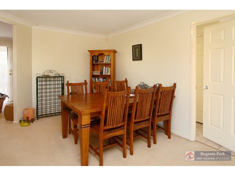 12 Hedera Street, Regents Park QLD 4118