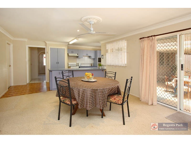 13 ITEA COURT, Regents Park QLD 4118