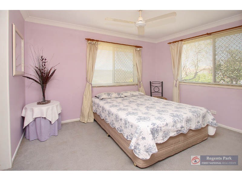 13 ITEA COURT, Regents Park QLD 4118