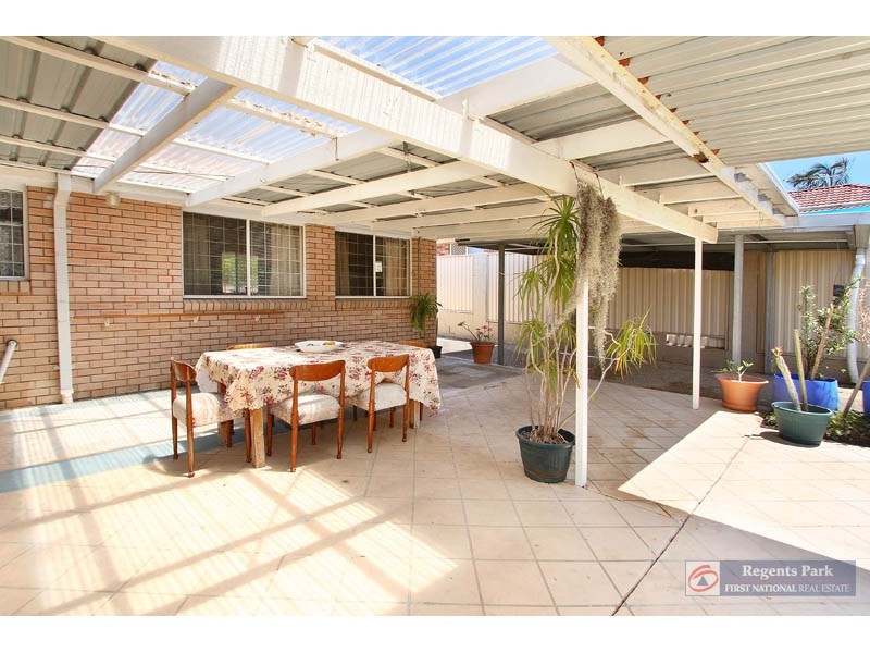 13 ITEA COURT, Regents Park QLD 4118