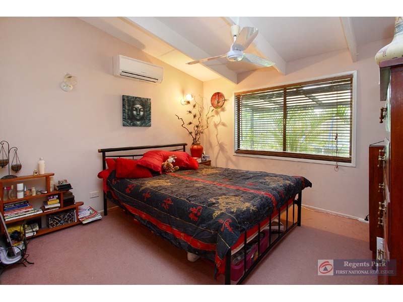 23 Vansittart Road, Regents Park QLD 4118