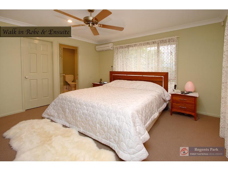 Regents Park QLD 4118