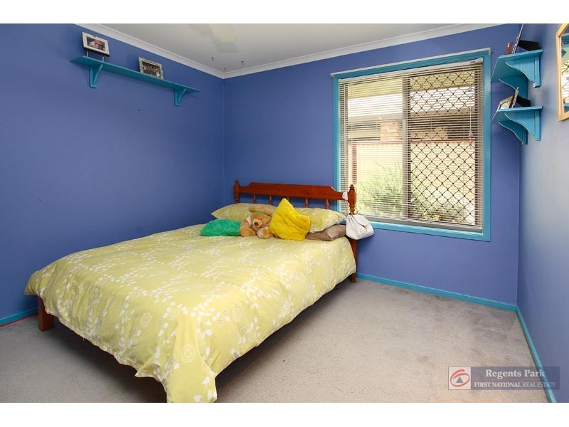 50 Haldham Crescent, Regents Park QLD 4118