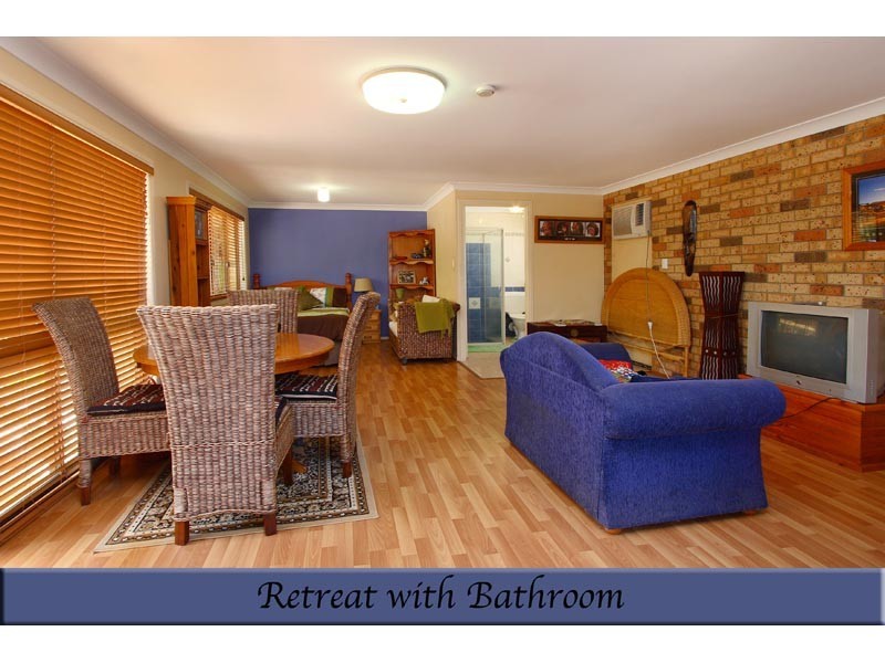 1 Peregrine Street, Park Ridge QLD 4125