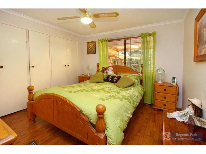 1 Peregrine Street, Park Ridge QLD 4125