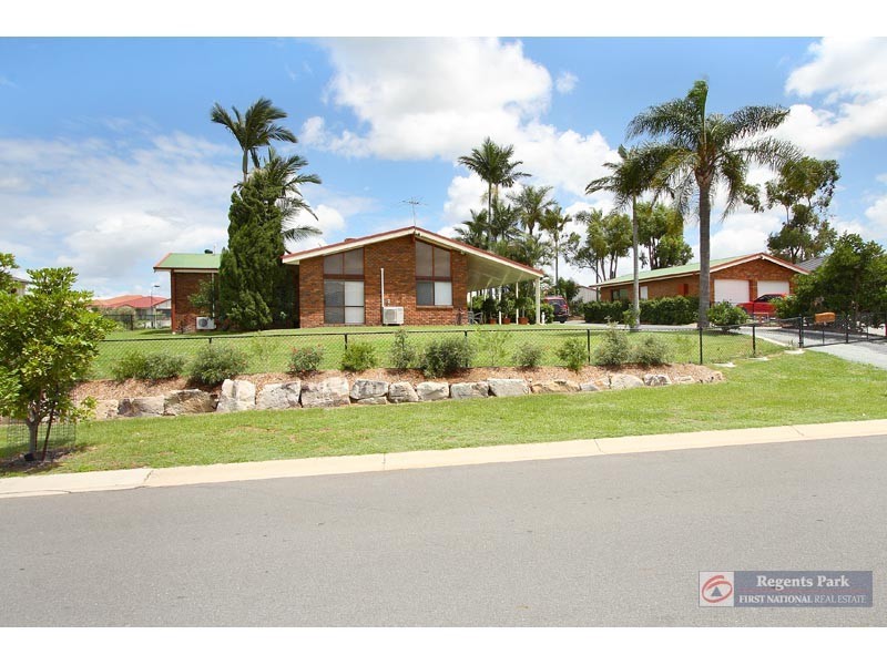 7 Resi Drive, Regents Park QLD 4118