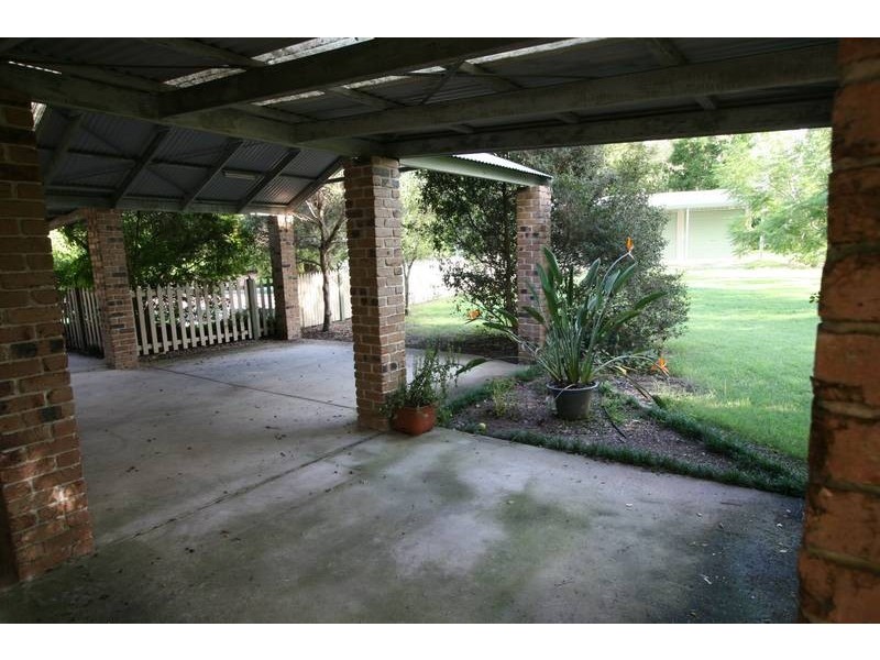 2 Vullers Drive, Greenbank QLD 4124