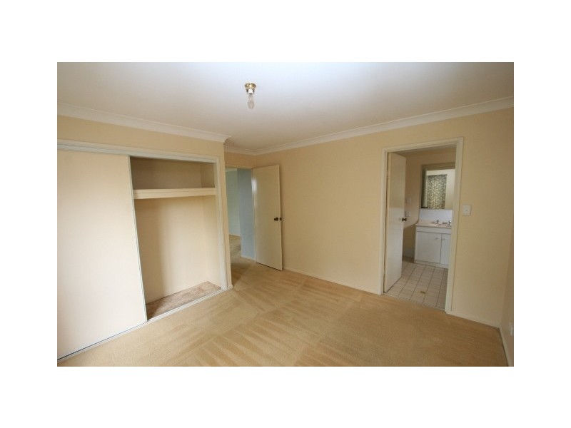 27 Cunningham Drive, Boronia Heights QLD 4124