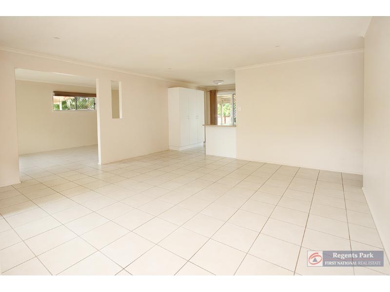 17 Hysten Street, Boronia Heights QLD 4124