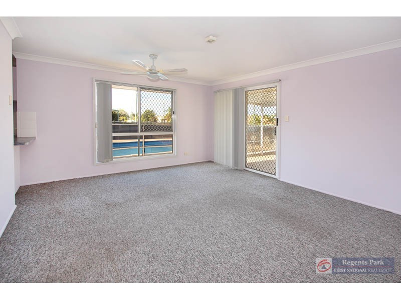 2 Iberis Court, Regents Park QLD 4118