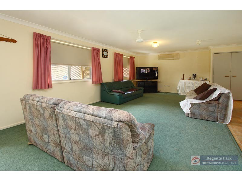 18 Dunblane Drive,, Boronia Heights QLD 4124