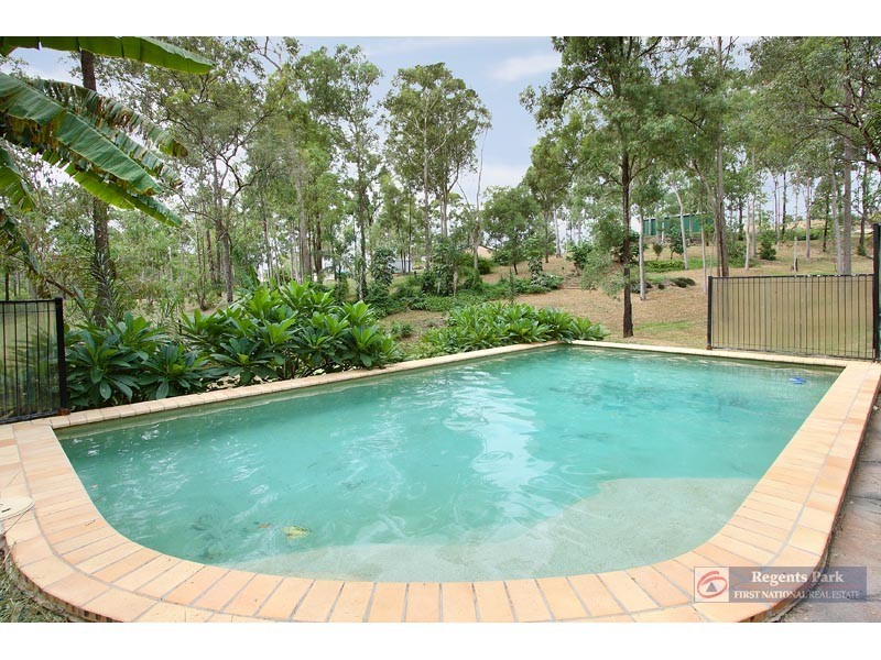 99 Huntingdale Drive, Greenbank QLD 4124