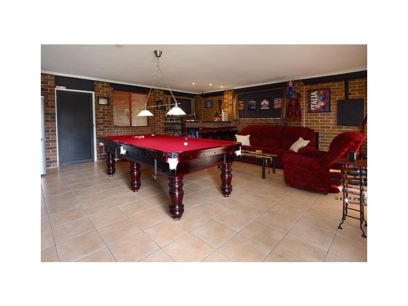 31 Colisa Cr, Regents Park QLD 4118