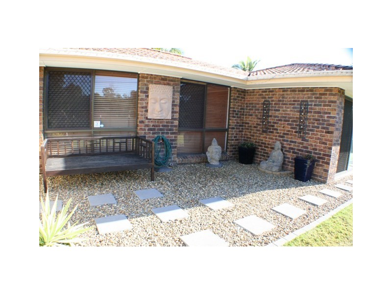 31 Colisa Cr, Regents Park QLD 4118