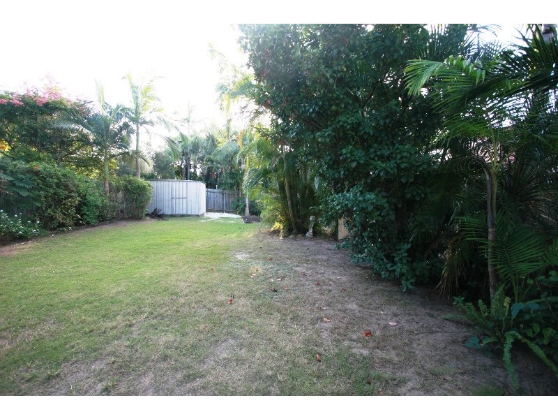 89 Bottlebrush Drive, Regents Park QLD 4118